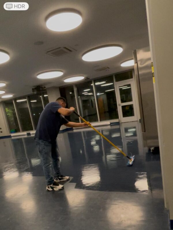 NON-CARPETED FLOOR CLEANING - Image 12