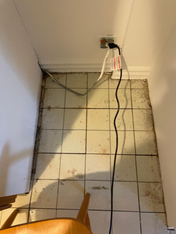 NON-CARPETED FLOOR CLEANING - Image 7