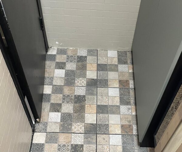 NON-CARPETED FLOOR CLEANING - Image 3