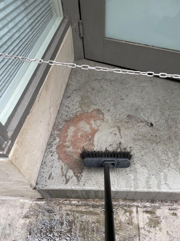NON-CARPETED FLOOR CLEANING - Image 15